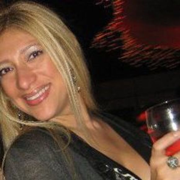 Meet your Posher, Ingrid - Picture 1 of 1